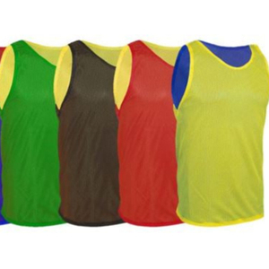 Chaleco de Entrenamiento de Baloncesto y Fútbol Reversible con Logotipo Personalizado, Transpirable, de Talla Grande, de Secado Rápido y Antibacteriano - Product Image 1
