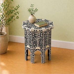 Table d'appoint moderne faite à la main, écologique, avec incrustations de os et motif floral, idéale pour les occasions de baptême - Product Image 1