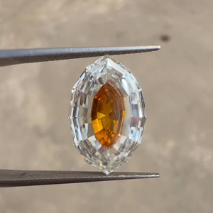 เพชรทรงยาวสองสีแบบโบราณที่เพาะเลี้ยงในห้องปฏิบัติการจาก D Gleam Jewels |   พลอยรูปไข่สีเหลืองสดใสตรงกลาง |   วินเทจสองชั้นแบบหลวมๆ - Product Image 1