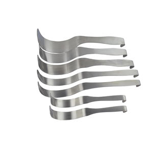 Retractor de mango plano con hoja curva flexible de acero inoxidable, instrumento quirúrgico abdominal, herramienta médica para cirugía general - Product Image 3