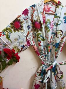 Al por mayor Bata Kimono de Algodón con Estampado Floral para Mujer, Ligera y Transpirable, con Cuello en V, para Baño, Spa, Playa y Descanso, con Bolsillos y Cinturón - Product Image 4
