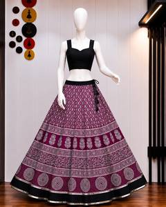 Traditional Indian Pakistani Lehenga Set Cotton Digital Print Floor-Length Skirt with <b>Maroon</b> Crop <b>Top</b> Women's Wedding Outfit - Product Image 2