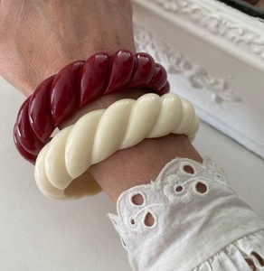 <b>Clear</b> <b>Resin</b> Round Bangle Bracelet Custom Color Flower Pattern Handmade Jewelry Craft Wearable Accessory Christmas - Product Image 4