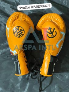 Gants de boxe Cali en cuir de vachette véritable fabriqués en usine, rembourrage en mousse 3 couches, impression personnalisée, design Vegeta, style Winning. - Product Image 6