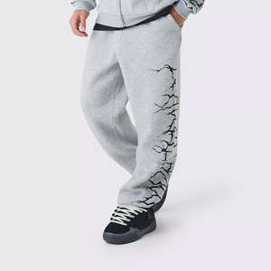 ชุดวอร์มกราฟฟิตีไซส์ใหญ่สำหรับผู้ชาย แฟชั่นสีเทาอมเขียว ชุดฮู้ดซิปและกางเกงจ็อกเกอร์ สกรีนโลโก้ได้ตามต้องการ - Product Image 5