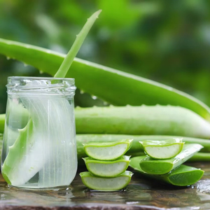 MASCARILLA FACIAL DE ALOE VERA | Mascarilla Facial Hidratante y Calmante Profunda | Rico en vitaminas A, B, C y E | Tratamiento Antiinflamatorio y Blanqueador de la Piel - Product Image 2