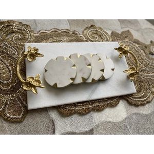 ถาดเสิร์ฟลายหินอ่อนดีไซน์ใหม่ ดีไซน์ทันสมัยทรงสี่เหลี่ยมผืนผ้า ขอบมือจับสีทอง เหมาะสำหรับตกแต่งในช่วงรอมฎอน - Product Image 5