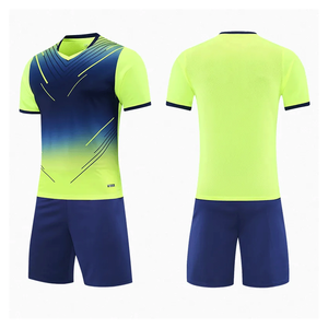 Conjunto de Uniforme de Fútbol Personalizado, 100% Poliéster, Cuello en V, Elástico en Cuatro Direcciones, Secado Rápido, Transpirable, Unisex, para Adultos, en Oferta - Product Image 4