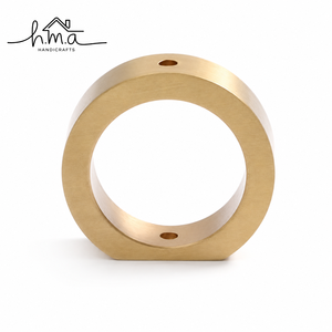 เชิงเทียนทองเหลืองเคลือบทองทรงกลม ดีไซน์ทันสมัย ใช้ตกแต่งโต๊ะกลาง - Product Image 5