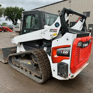 Chargeuse compacte sur chenilles fiable, similaire à la Bobcat T66, conçue pour les entrepreneurs ayant besoin d'une puissante capacité de levage et d'un moteur durable. - Product Image 5