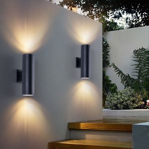 Lampada da parete moderna per esterni Mirrea da 14 pollici, cilindro in alluminio, copertura in vetro temperato, impermeabile, per portico e patio, con 2 luci - Product Image 1