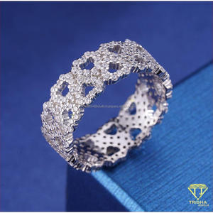 Anillo de banda para hombre de plata 925 de lujo con diamante cultivado en laboratorio, diseño geométrico y estilo de joyería llamativo. - Product Image 2