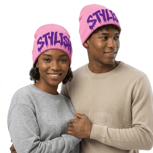 Gorro de Invierno Unisex HMR Sisterhood Brotherhood, Transpirable, Color Rosa, con Diseño de Letras Impresas en Morado - Product Image 5