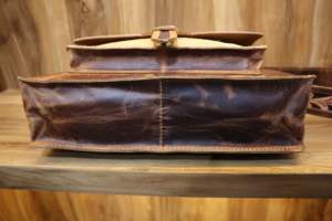 Bolso de mano de cuero con pelo de vaca grabado estilo occidental único para mujer, hecho a mano, estilo vintage, tipo bandolera - Product Image 5