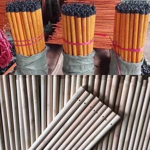 Natural Wooden Stick <b>Rounded</b> Wooden Broom Handle for Brooms and Mop - Cheap Price Sweeping <b>Brushes</b> Wood Broom Stick from Vietnam - Product Image 2