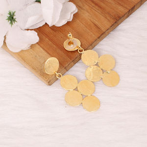Pendientes Colgantes de Latón con Diseño Antiguo para Fiestas de Niñas, en Venta, Pendientes de Latón de Tamaño Personalizado, Los Mejores Pendientes al por Mayor de Fabricante - Product Image 3