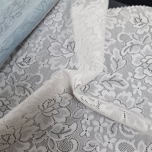 Tissu en dentelle extensible florale 36 cm en nylon et élasthanne, maille respirante et douce, couleur personnalisable, poids moyen, pour lingerie de mariage et vêtements de nuit - Product Image 2