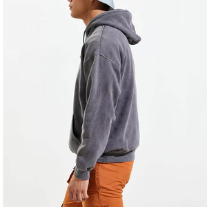 Sudadera de cuello redondo roja para hombre, 100% algodón, forro polar, antipilling, corte regular, manga larga, con bolsillo, informal, para invierno - Product Image 2