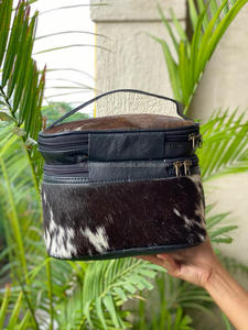 Kit de almacenamiento de maquillaje para mujer de cuero genuino Floral hecho a mano, organizador de viaje occidental, neceser de vaquera de lujo - Product Image 3