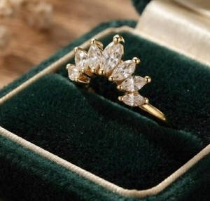 Bague de fiançailles en diamant de laboratoire taille marquise, or massif 10K 14K 18K, design de joaillerie fine, certifié IGI, couleur DEF VVS 0,43 CT - Product Image 5