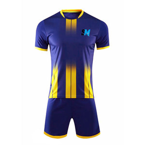 Uniforme de Fútbol Deportivo Transpirable de Fábrica, 100% Poliéster, Alta Calidad, Color Personalizado, Talla Grande para Adultos - Product Image 1