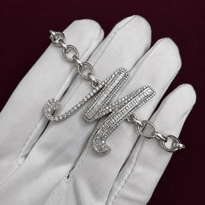 Chaîne de cheville en or avec diamant de laboratoire VVS, lettre initiale personnalisée M, bijou élégant pour femme, cadeau, chaînes personnalisées serties de diamants taille coussin - Product Image 3