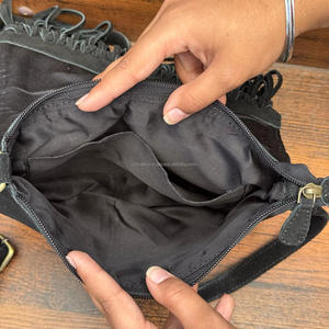 2025ใหม่กระเป๋าสะพายข้างหนังกลับคุณภาพสูงสำหรับผู้หญิงแนววินเทจหนังวัวมีพู่ห้อยกระเป๋าถือขนาดเล็ก - Product Image 6