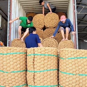 Factory Price Coco Coir <b>Mat</b> <b>Roll</b> Vietnam Coir Mesh Fiber <b>Mat</b> Microgreen Biodegradable High Water Retention 1.5x10m <b>Roll</b> Packing - Product Image 3