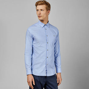 เสื้อเชิ้ตแขนยาวสีฟ้าอ่อนสำหรับผู้ชาย สีพื้น ผ้าฝ้ายป๊อปลิน 100% กันยับ ปกคอเสื้อพับได้ สไตล์สมาร์ทแคชชวล - Product Image 1