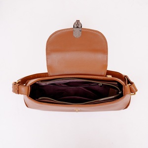 Bolso de Viaje Hody LAYNA de Microfibra, Diseño Moderno, Resistente, Portátil, con Cierre, Capacidad Media, Asa Suave - Product Image 3