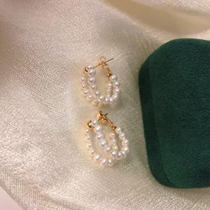 Pendientes de Aro con Perlas y Aguja de Plata 925 para Mujer, Diseño Retro, Atractivo y Versátil, Accesorio de Moda en Internet - Product Image 2