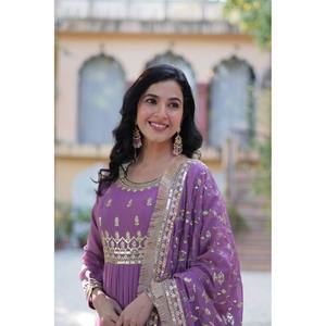 Magnifique robe de soirée XL avec broderie de paillettes et dupatta, robe élégante - Product Image 4