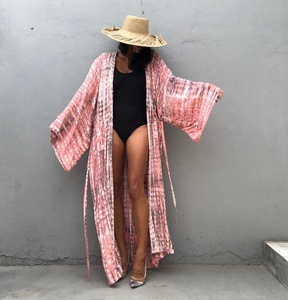 Resort Beach Fun เสื้อคลุมผู้หญิง,เสื้อผ้าเรยอนมัดย้อมมีกระเป๋าคลุม - Product Image 1