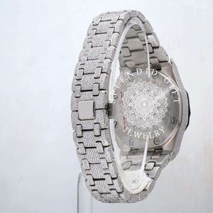 Splendide montre de luxe pour homme avec diamants, boîtier octogonal de 28 mm, mouvement à quartz ETA analogique, bracelet en argent/moissanite, saphir - Product Image 3