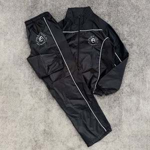 Conjunto de Chaqueta y Pantalón Deportivo con Logotipo Personalizado de Marca Privada, Tela Ripstop de Alta Densidad, Manga con Panel Curvo Estampado - Product Image 3