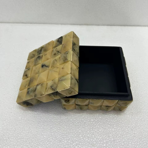 Caja de Joyería Artesanal de Resina Personalizable - Regalo de Boda de Alta Calidad y Decoración para el Hogar, Tamaño/Color/Diseño Personalizados TIME 2 DECOR - Product Image 1