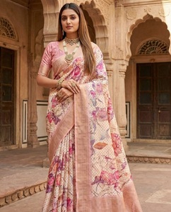 Sari Tradicional Indio de Seda Banarasi con Trabajo de Tejido Zari para Bodas y Eventos Festivos, Atuendo para Mujer - Product Image 1