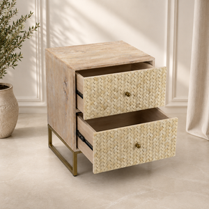 Mesa de Noche Tejida Estilo Boho con 2 Cajones, Mesa Auxiliar con Superficie de Madera y Patas de Metal, Mueble de Almacenamiento para Dormitorio - Product Image 4