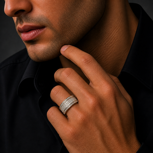 Anillo de Plata de Ley 925 para Mujer con Múltiples Hileras de Diamantes Pavé, Diseño Elegante de Banda de Alto Brillo, Joyería Fina para Bodas, Fiestas y Uso Diario, Regalo - Product Image 1