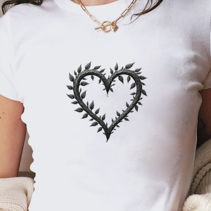 Camiseta Corta de Moda para Mujer, Estilo Y2K, Ajustada, con Estampado de Hojas y Corazones, Tejido de Punto - Product Image 4