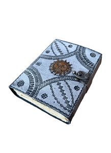 Déesse soleil livre des ombres Journal pour écrire hommes et femmes fournitures scolaires Antique en relief planificateur de voyage cahier journal - Product Image 5