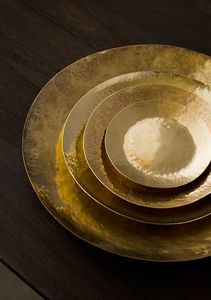 Bol décoratif en métal avec poignée en métal, produits pour table ou design vintage - Product Image 6