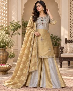 Ensemble Kurti et Palazzo en soie à perles dorées avec dupatta - Product Image 1