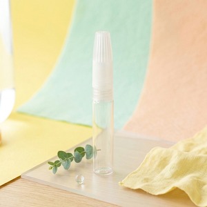 กาวติดเล็บปลอมชนิดกด 2 กรัม สูตรเฉพาะ UV รับผลิตแบรนด์ส่วนตัว OEM/ODM - Product Image 3
