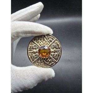 Broche Escocés Tradicional Vintage Personalizado al por Mayor, con Diseño de Espiga y Tejido Celta, en Plata con Piedra de Citrino, 45mm de Ancho, 26 Gramos - Product Image 3