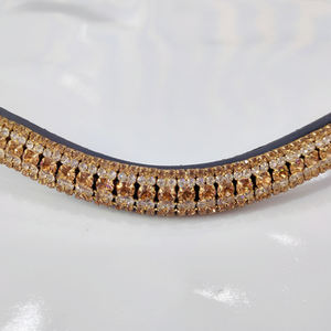 Bandeau de tête de cheval de luxe en cuir italien, 5 rangées de cristaux dorés et blancs, accessoire d'équitation haut de gamme - Product Image 1
