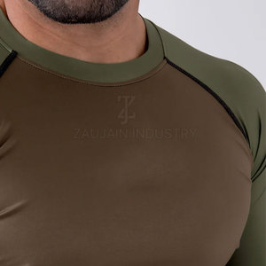 เสื้อรัดกล้ามเนื้อสำหรับผู้ชายสำหรับฝึกซ้อมยิวยิตสู แห้งเร็ว ระบายอากาศได้ดี ผ้าเนื้อนุ่ม ยืดหยุ่น กระชับตัว  ชุดกีฬาแบบสั่งทำได้ - Product Image 3