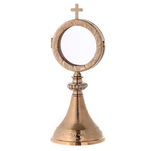 Monstrance en laiton de luxe, monstrance catholique, monstrance en laiton faite à la main, objet religieux pour l'autel, la prière et la chapelle - Product Image 2