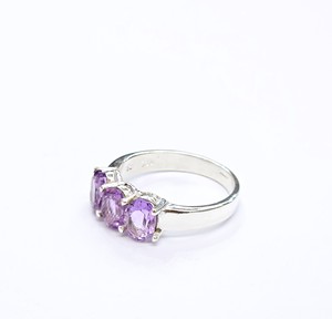 Anillo de Lujo con Tres Amatistas, Plata de Ley 925, Antideslustre, Hecho a Mano, Joyería Fina para Mujer, para Oficina, Fiesta, Boda - Product Image 2