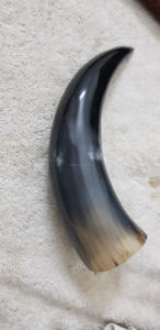 ขาตั้งเข็มขัดหนังขัดเงาทำมือสำหรับใส่เขาไวกิ้งดั้งเดิม ใช้ดื่มเบียร์  ลายสัตว์  ของขวัญงานแต่งงาน - Product Image 2